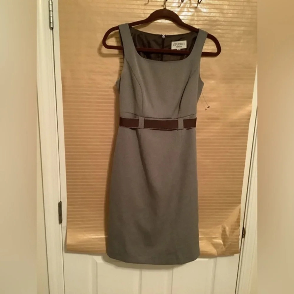 STUDIO ONE~DRESS~ STYLISH~ NWOT~SIZE 4P